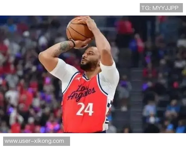 斯波称鲍威尔对自身身体状况充满信心更了解自己的极限与潜力 斯波称鲍威尔对自身身体状况充满信心更了解自己的极限与潜力