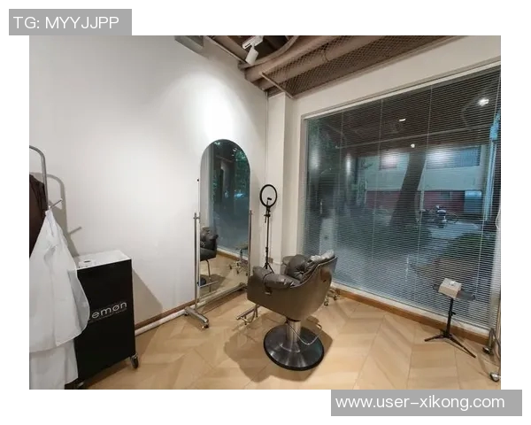 专属发型师分享为费尔明加维巴德吉亚马尔理发的独特体验与感受